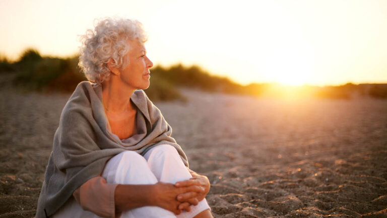 Black Tea and Berries: The Delicious Duo for Healthy Aging